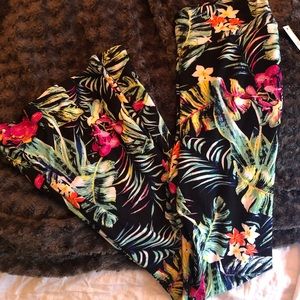 NWT Flare Legging Pants